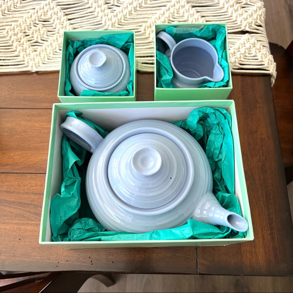 Sophie Conran Teapot, creamer and sugar dish lot